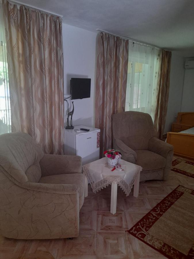 Casa Valea Morilor Guest House Eftimie Murgu Exterior photo